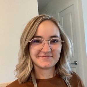 Meet your Posher, Savannah